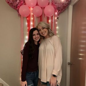 Meet your Posher, Cami